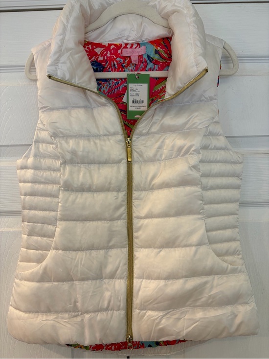 Lilly Pulitzer Jackets & Blazers - Lilly Pulitzer Allie Packable Vest with Gold Hardware, Resort White
